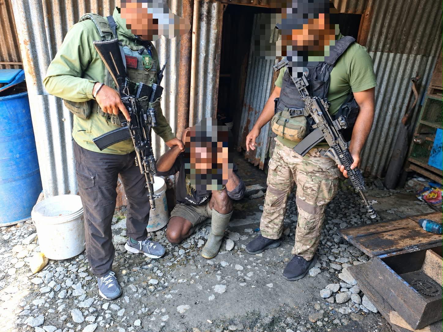 Satgas Damai Cartenz Tangkap DPO Penganiayaan Berat di Puncak jaya, Dugaan Keterkaitan Jaringan Senjata dan Amunisi Didalami